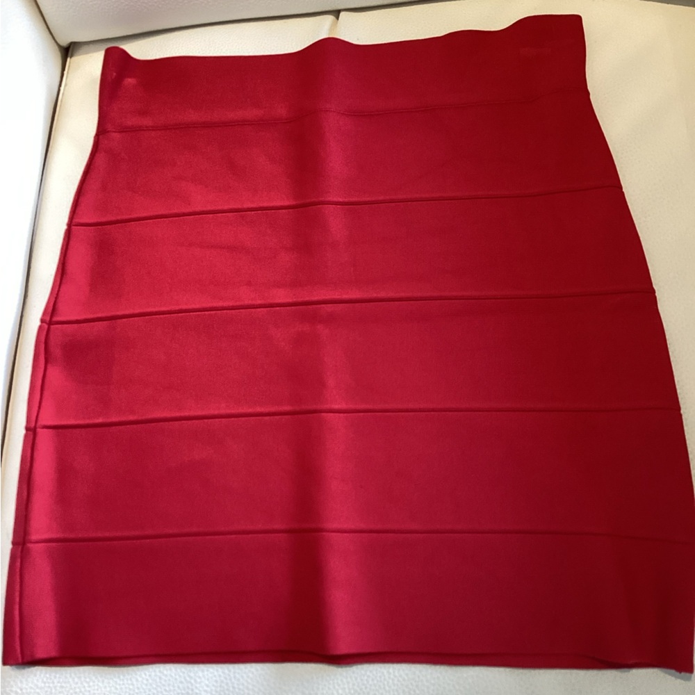 BCBG BANDAGE SKIRT